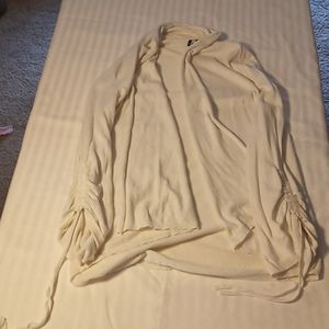 White three quarter sleeve cardigan